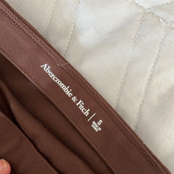 Abercrombie and Fitch brown front side slit midi skirt size small - Picture 3 of 5